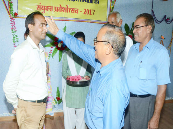 Gramin Mahila Shikshan Sansthan Samiti Sikar Function photo 14